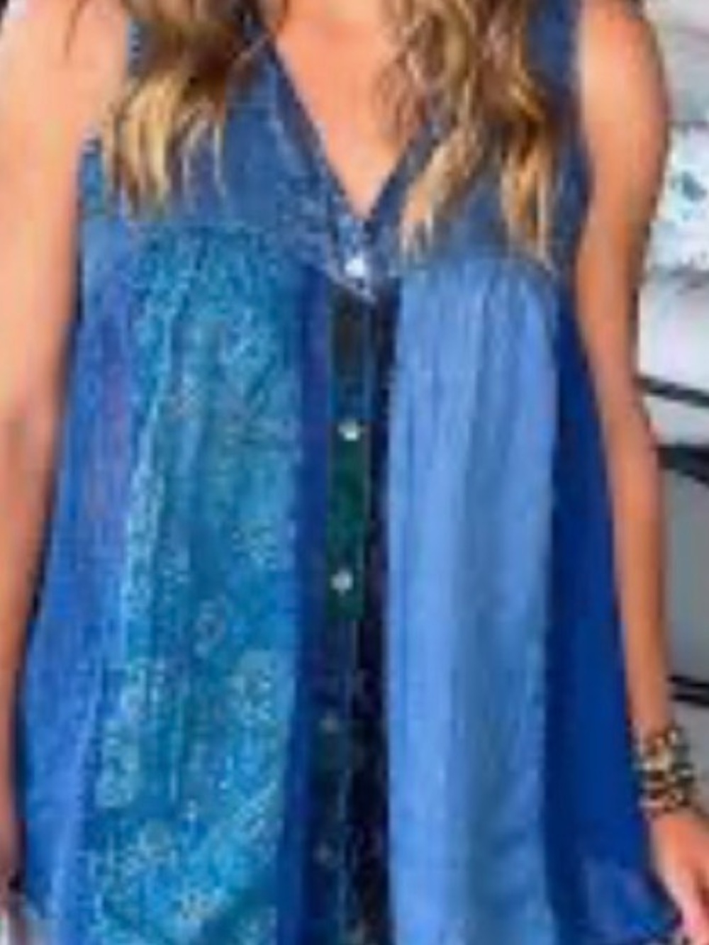 Young Threads V-neck mixed-media patchwork tunic, NWT size Large